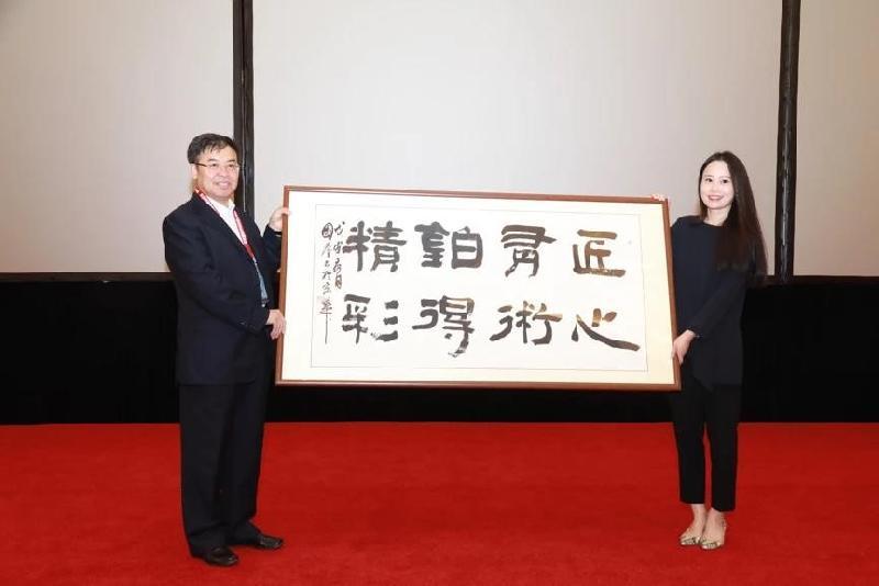 亚洲男女在线观看视频